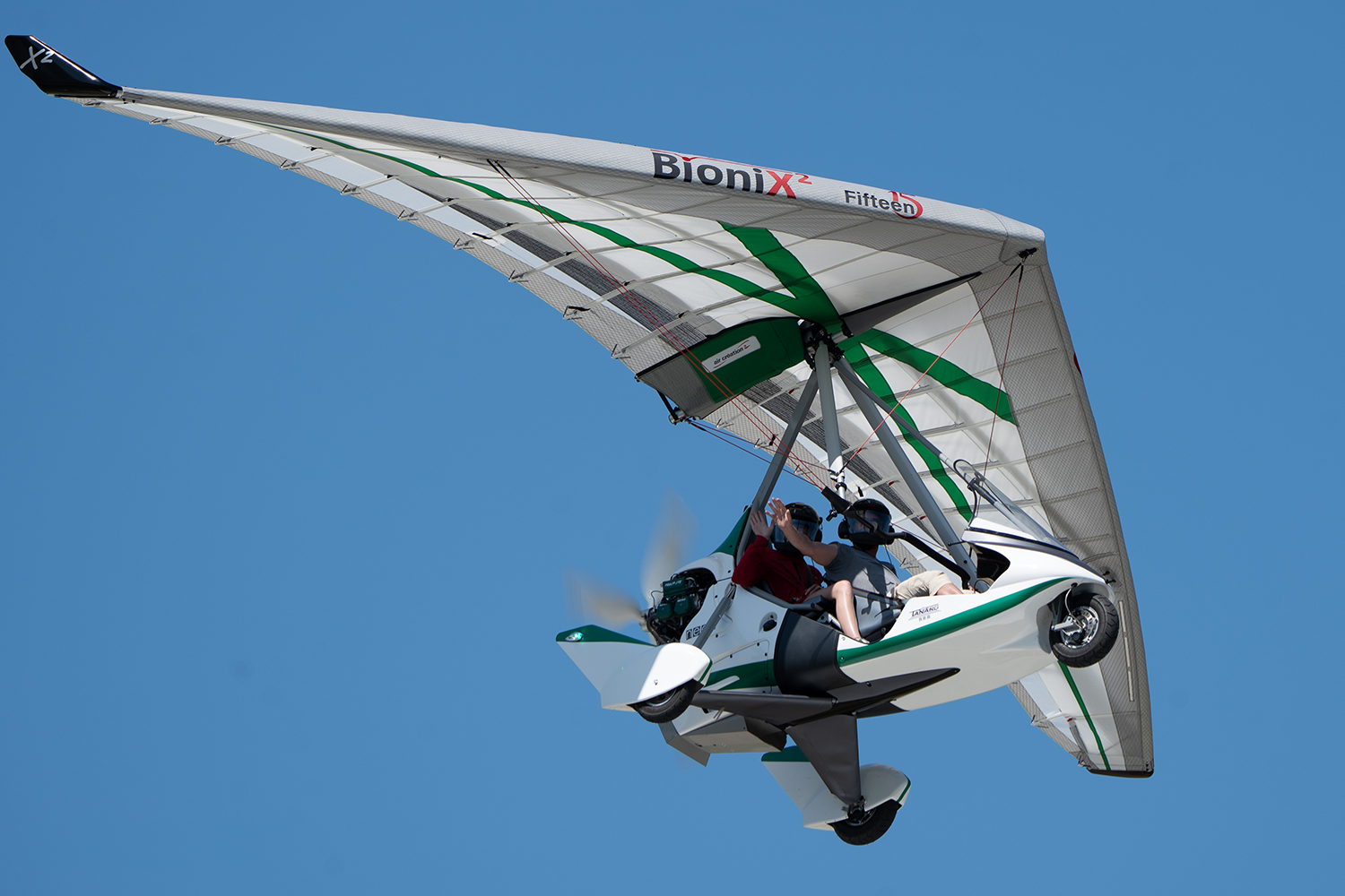 fly/en-vol-bionix2-15-tanarg-neo-product-ulm-pendulaire-microlihgt-ultralight-trike-wing-11.png